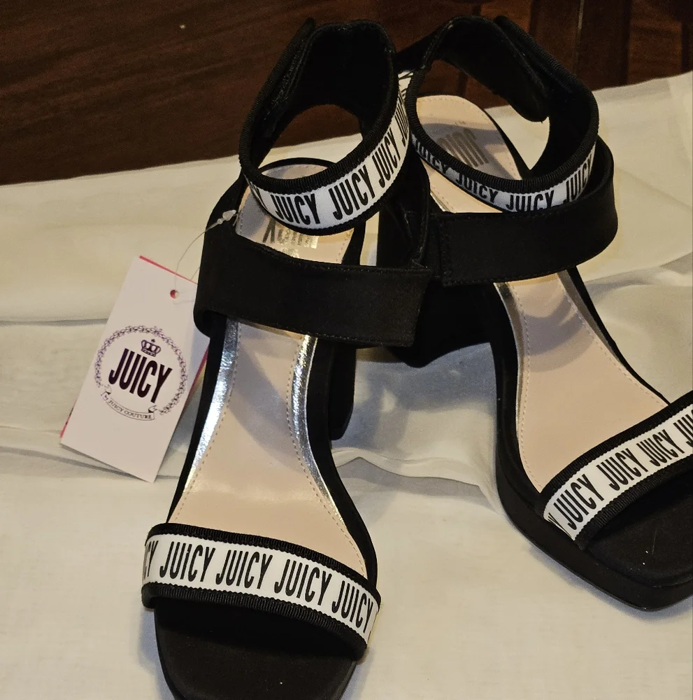 Juicy Glissa Black Platform Size 9.5 Shoes NWTs 🎊
